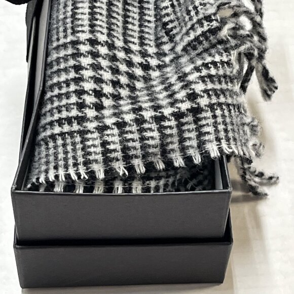 Il Moro Firenze Scarf Black Houndstooth Wool Fringe Made Italy Classic Preppy - Picture 8 of 10